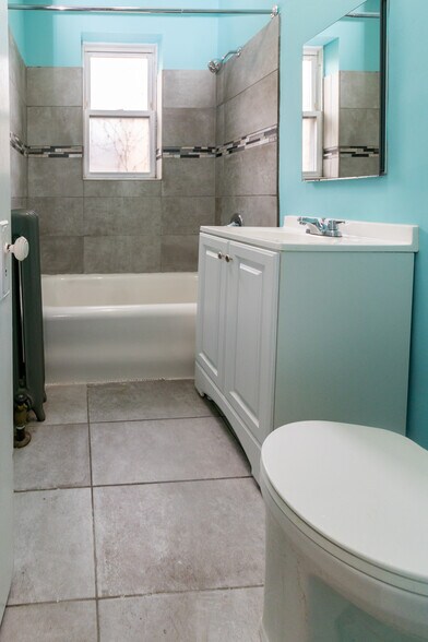 More Photos Of , Chicago Multifamily For Sale