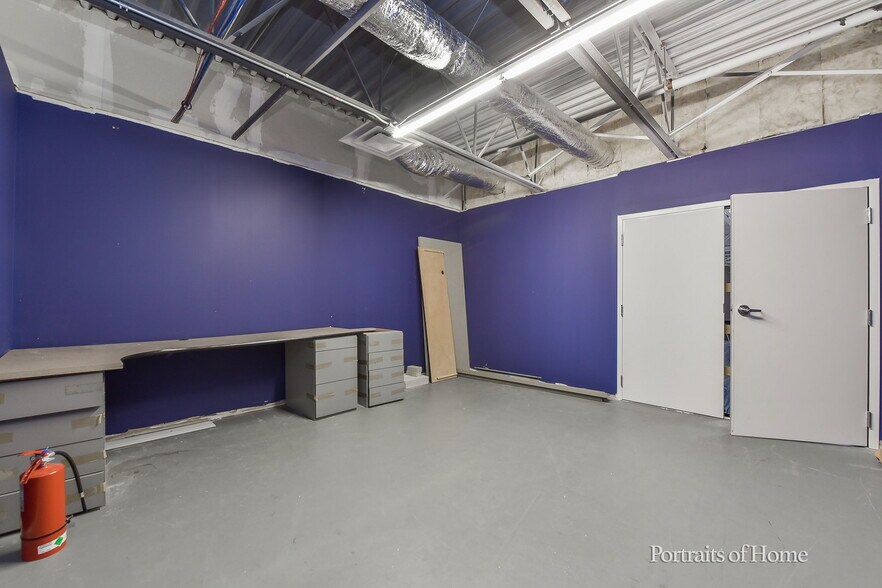 More Photos Of 1585 Beverly Ct, Aurora Warehouse For Sale