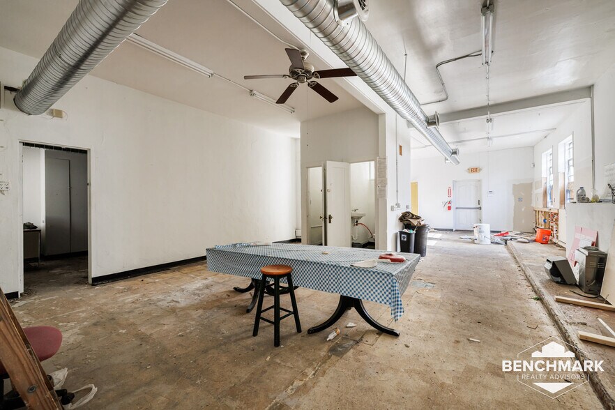 More Photos Of 266-270 Monroe Ave, Rochester Storefront Retail Office For Lease