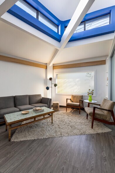 More Photos Of 3361-3365 Barham Blvd, Los Angeles Loft Creative Space For Lease