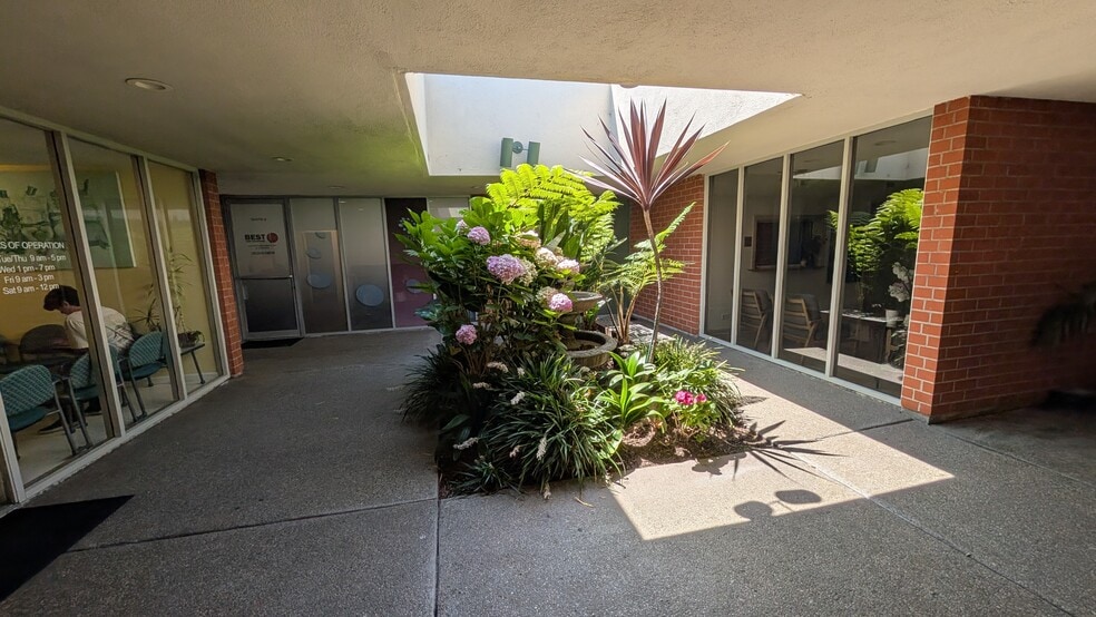 More Photos Of 1970 S Prospect Ave, Redondo Beach Medical For Lease