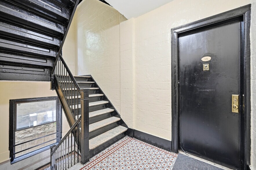 More Photos Of 2 Overlook Ter, Yonkers Apartments For Sale