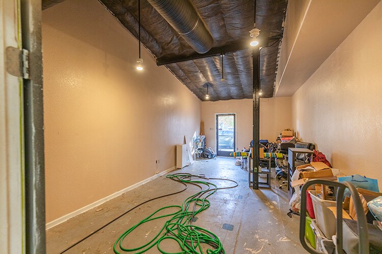 More Photos Of 2414 16th St, Sacramento Office For Sale