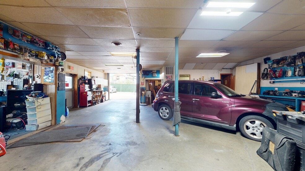 More Photos Of 101 Nash Rd, New Bedford Storefront For Sale