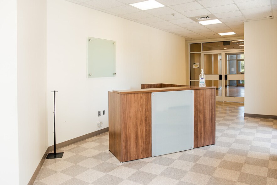 More Photos Of 101B Villa Dr, Daphne Medical For Lease
