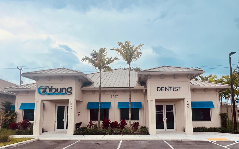 More Photos Of 8475 Lake Worth Rd, Lake Worth Medical For Sale