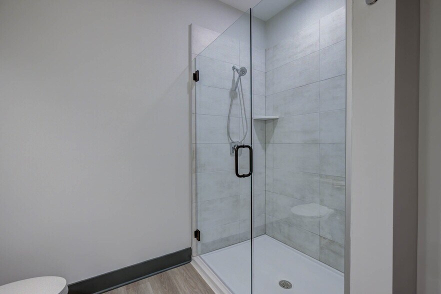 More Photos Of 352 S Walker St, Cary Apartments For Lease