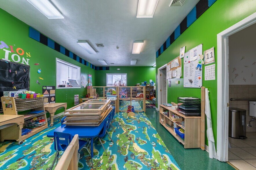 More Photos Of 325 Connellsville St, Uniontown Daycare Center For Sale