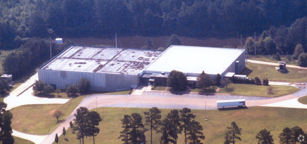 Primary Photo Of Highway 22 W, Alexander City Manufacturing For Sale