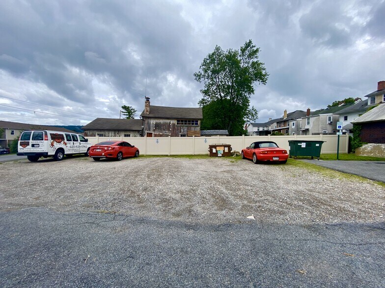 More Photos Of 202 Main St, Hellertown Office For Lease