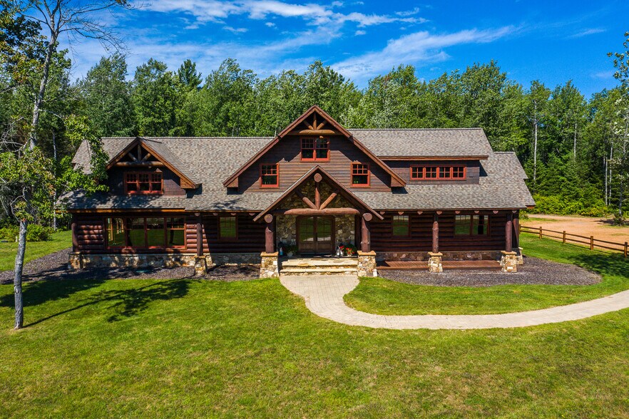 More Photos Of 5771 US Highway 45, Land O Lakes Office For Sale