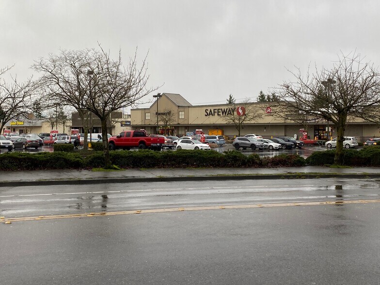 More Photos Of 1045 S 320th St, Federal Way General Retail For Sale
