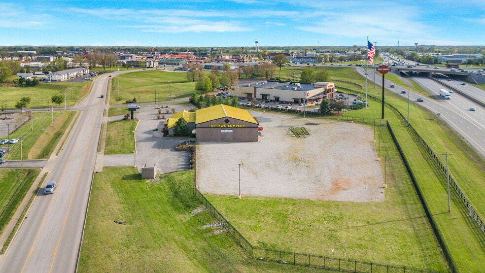 More Photos Of 255 Cumberland Trace Rd, Bowling Green Flex For Lease