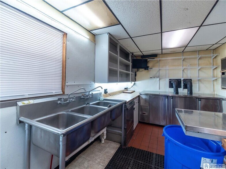 More Photos Of 64 Old Fentonville rd, Frewsburg Restaurant For Sale