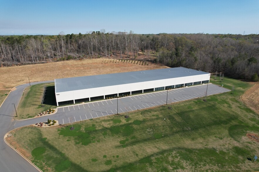 More Photos Of 140 Corporate Dr, Spartanburg Research And Development For Lease