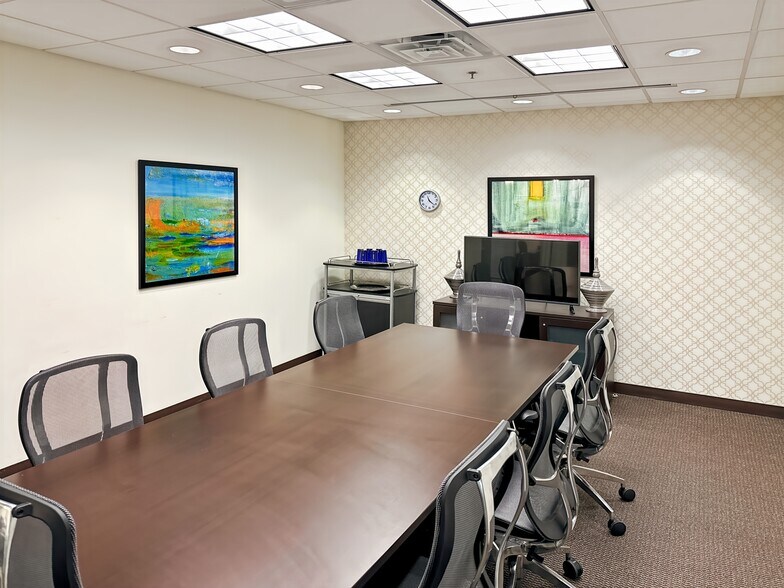 More Photos Of 3200 Greenfield Rd, Dearborn Coworking Space