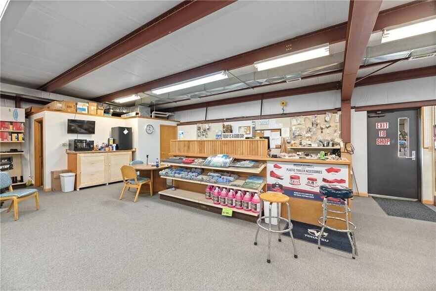 More Photos Of 11932 SW US Highway 54, Augusta Trailer Camper Park For Sale