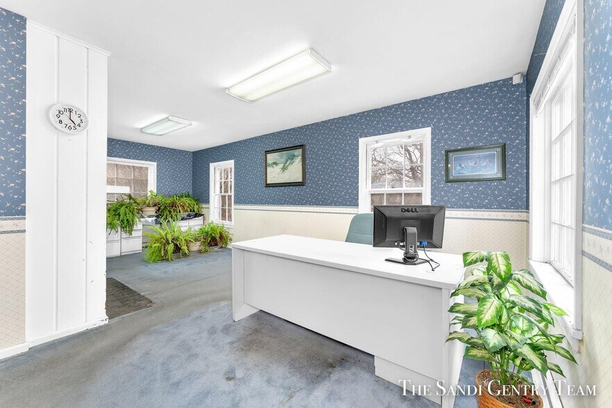 More Photos Of 4631 Harvey St, Norton Shores Medical For Sale