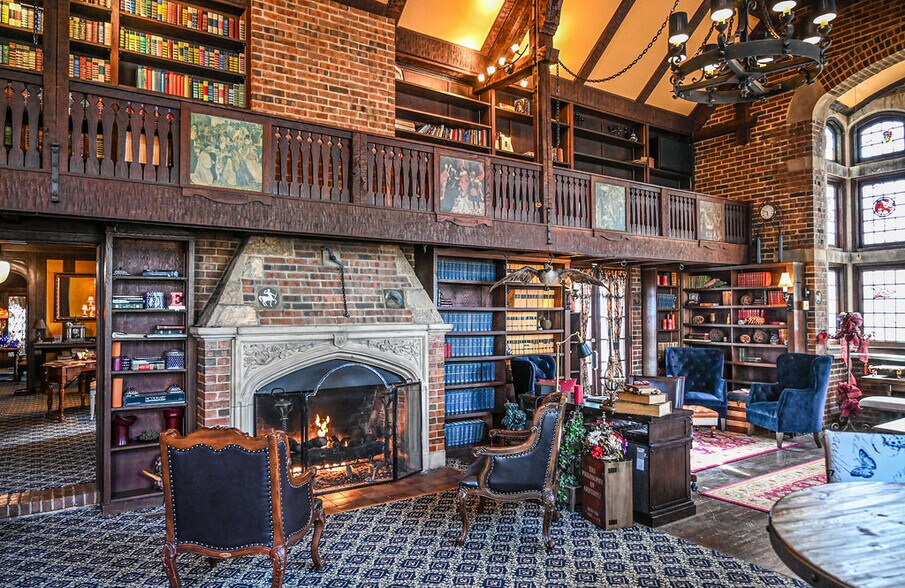 More Photos Of 1272 SW Fillmore St, Topeka Hospitality For Sale