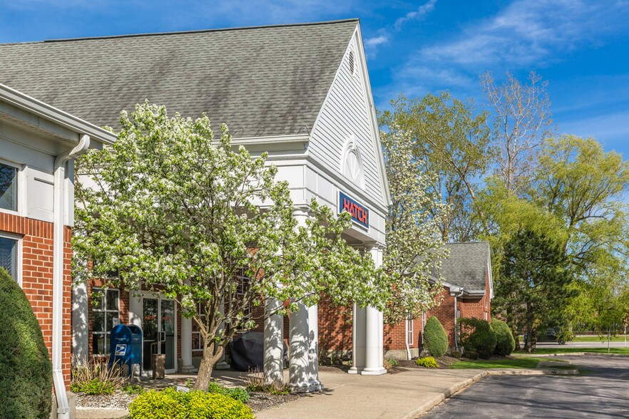 More Photos Of 100 Sylvan Pky, Amherst Medical For Lease