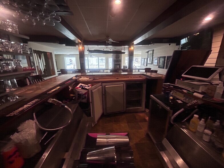 More Photos Of 5885 Main, Olcott Restaurant For Sale