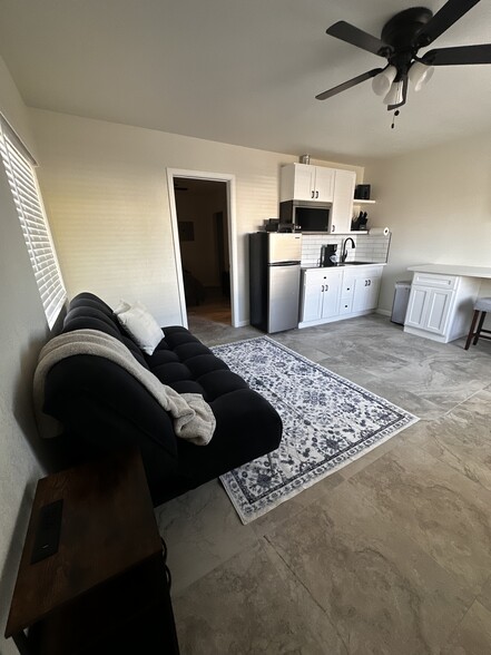 More Photos Of 222 E Rice St, Blythe Apartments For Sale