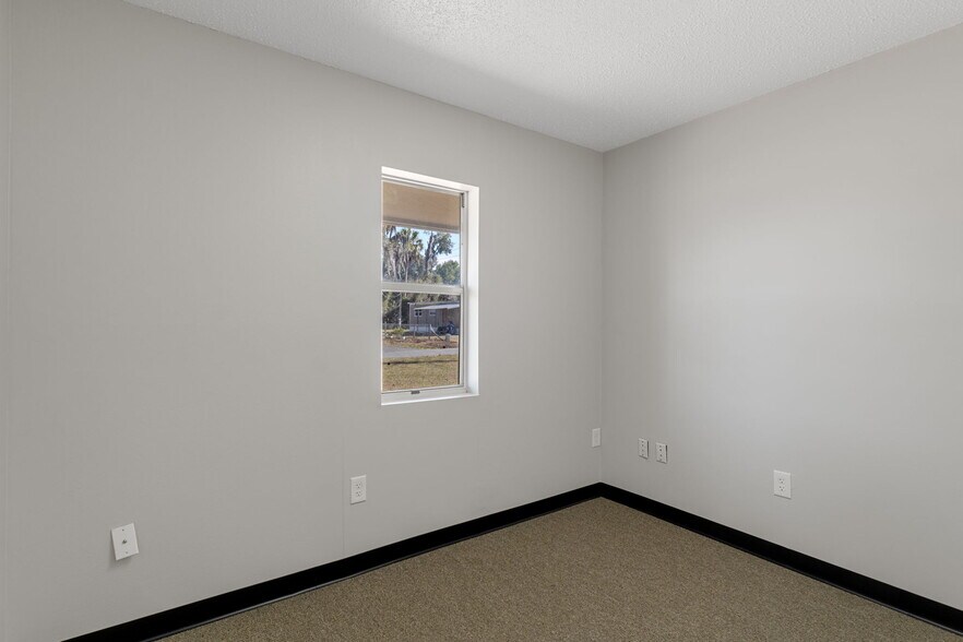 More Photos Of 7936 E Gulf To Lake Hwy, Inverness Medical For Sale