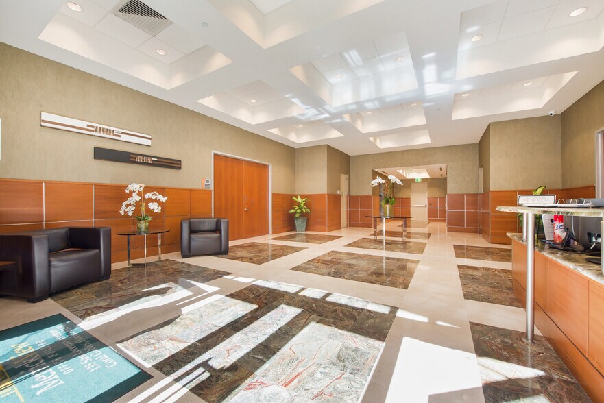 More Photos Of 135 San Lorenzo Ave, Coral Gables Office For Lease