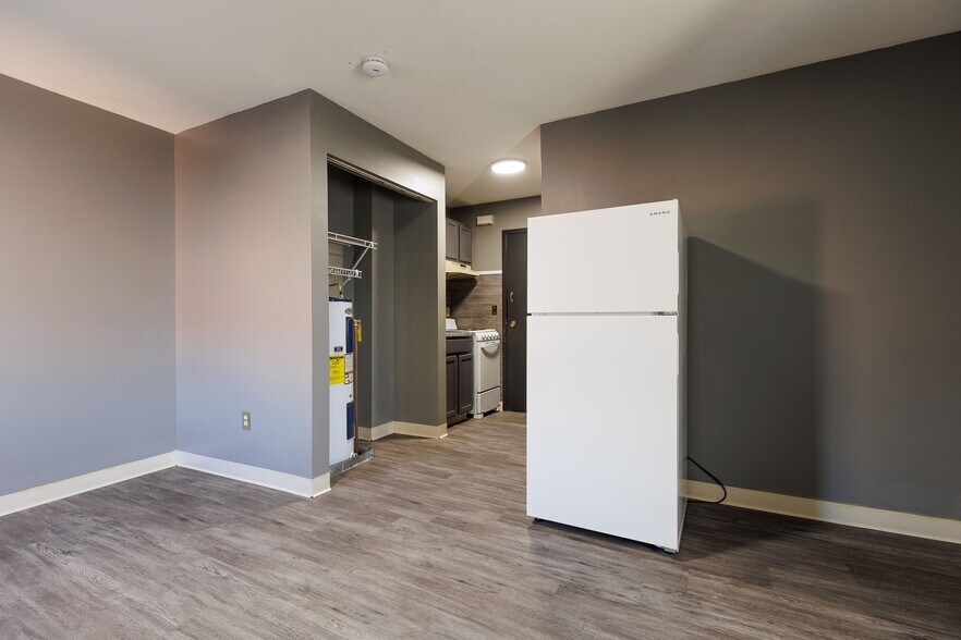 More Photos Of 140 Polk St, Watertown Apartments For Sale