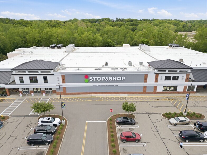 More Photos Of 52-70 Mendon Rd, Cumberland Unknown For Lease