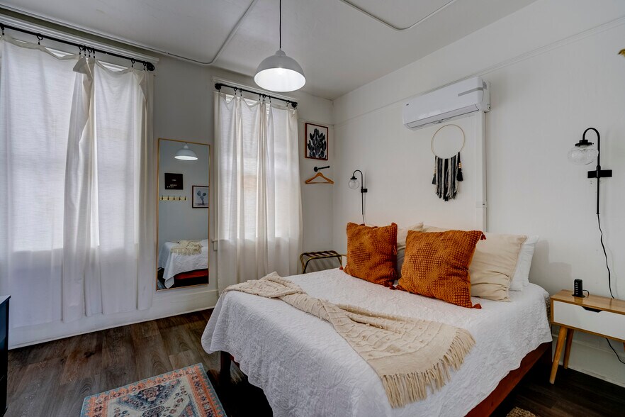 More Photos Of 215 E Willis St, Prescott Apartments For Sale