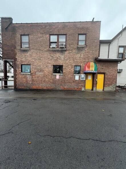 More Photos Of 520-522 Monroe Ave, Rochester Storefront Retail Residential For Sale