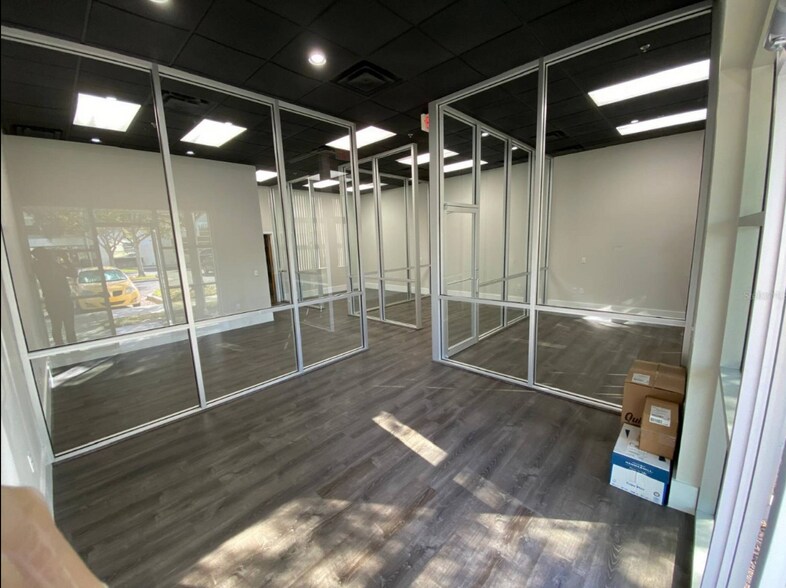 More Photos Of 8810 Commodity Cir, Orlando Showroom For Lease