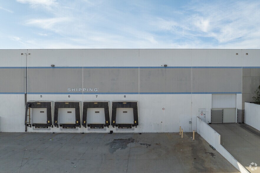 More Photos Of 11201 Jersey Blvd, Rancho Cucamonga Warehouse For Lease