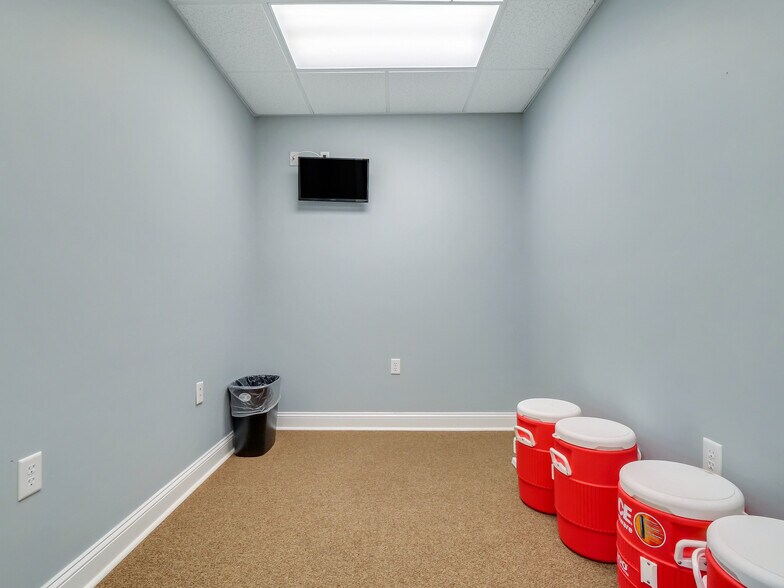 More Photos Of 1453 W Oglethorpe Hwy, Hinesville Office Residential For Lease