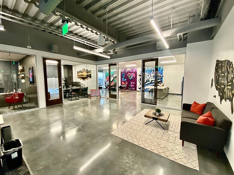 More Photos Of 1064 S North County Blvd, Pleasant Grove Office For Lease