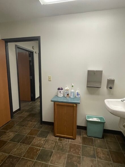 More Photos Of 120 Cherry St, Marienville Freestanding For Sale