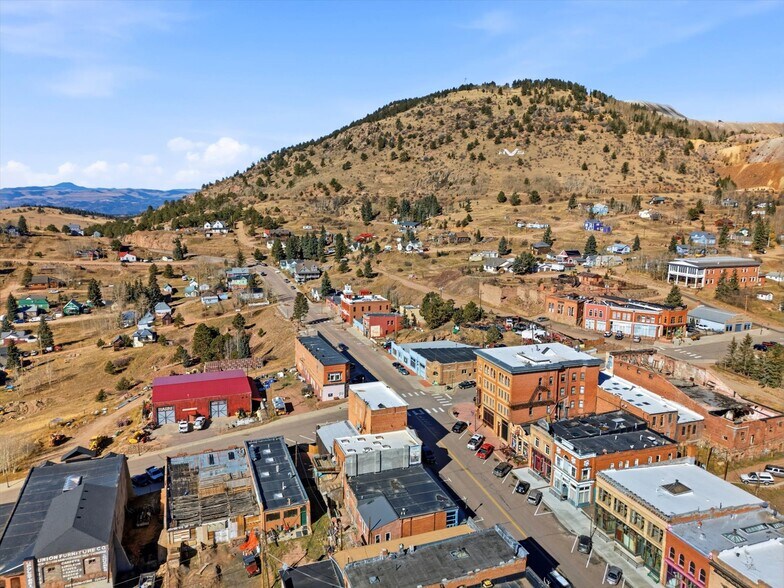 More Photos Of 310 Victor Ave, Victor General Retail For Sale