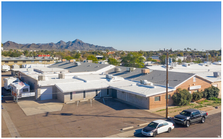 Primary Photo Of 9211 N 9th Ave, Phoenix Service For Lease