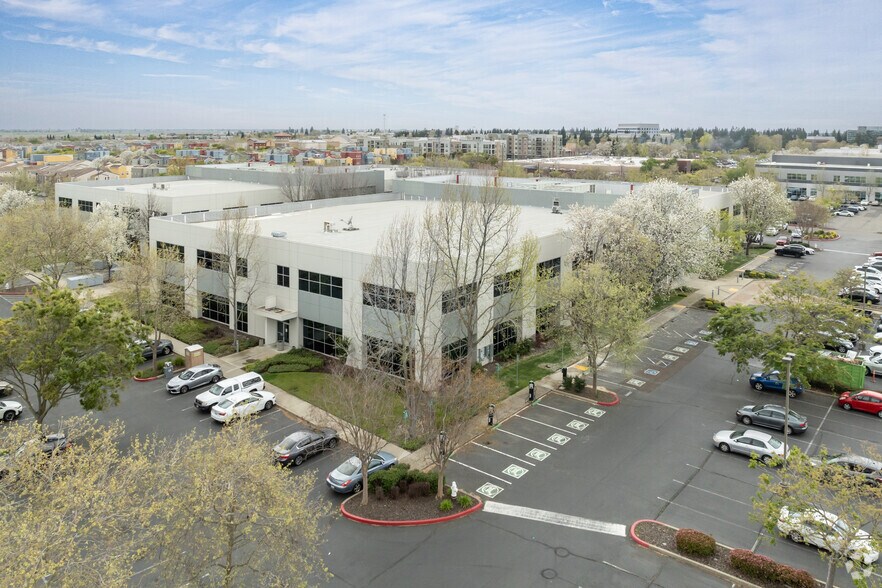 More Photos Of 10940 White Rock Rd, Rancho Cordova Unknown For Lease