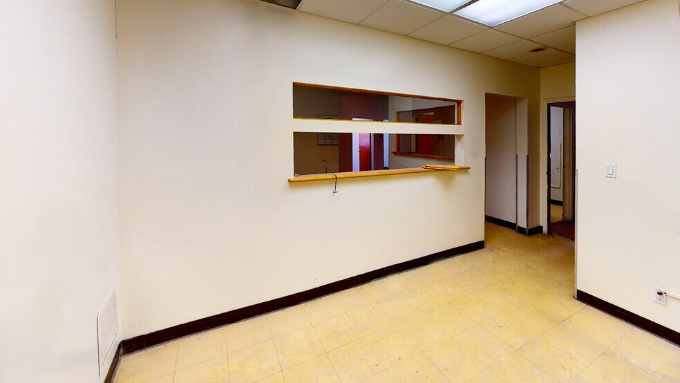 More Photos Of 1610 Ralph Ave, Brooklyn Freestanding For Lease