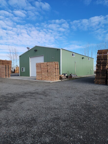 More Photos Of 335 E B Cir, Pasco Warehouse For Sale
