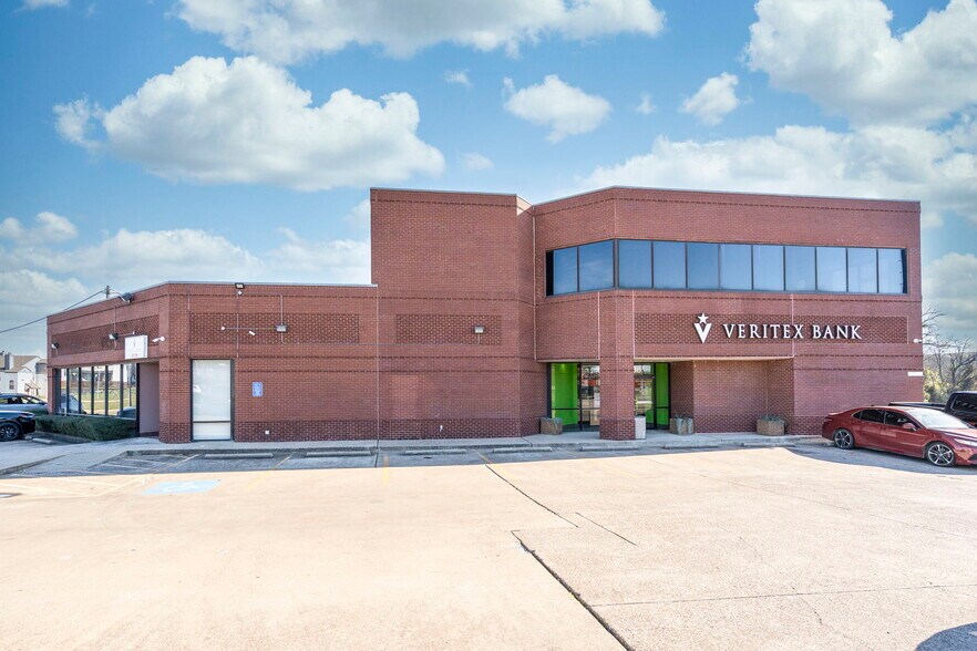 More Photos Of 1438 Oates Dr, Mesquite Bank For Sale