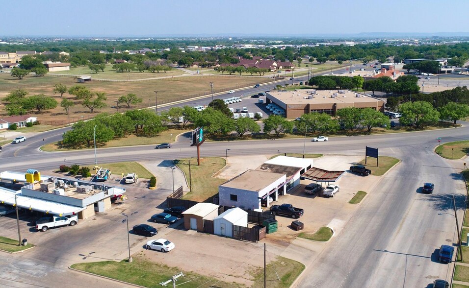 More Photos Of 2466 Buffalo Gap Rd, Abilene Auto Repair For Sale