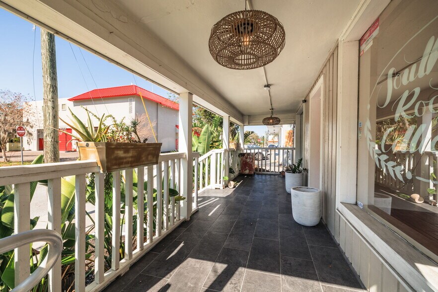 More Photos Of 132 7th Ave S, Safety Harbor Restaurant For Sale