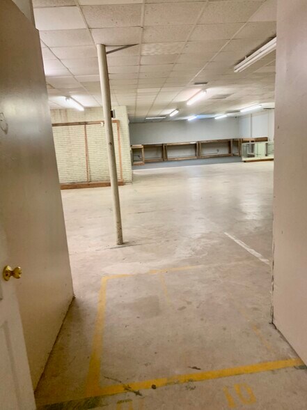 More Photos Of 1002 Walton Way, Augusta Research And Development For Sale