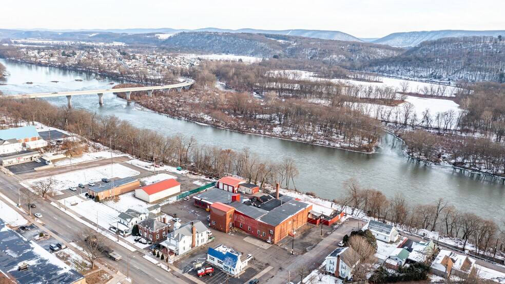 More Photos Of 328 W Front St, Berwick Restaurant For Sale