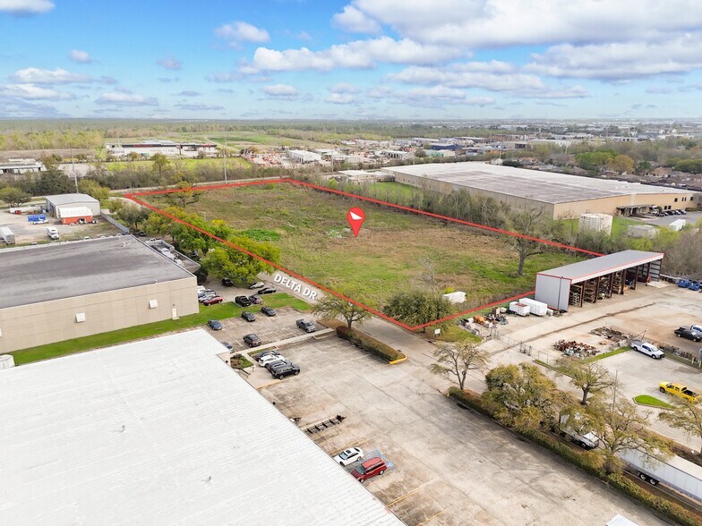 More Photos Of 502 Delta Dr, Saint Rose Land For Sale