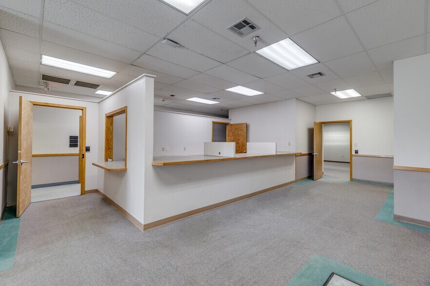 More Photos Of 401 Thomas Rd, West Monroe Medical For Lease