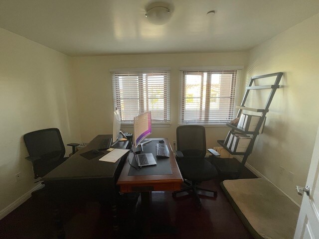 More Photos Of 1230 Montana Ave, Santa Monica Storefront Retail Office For Lease